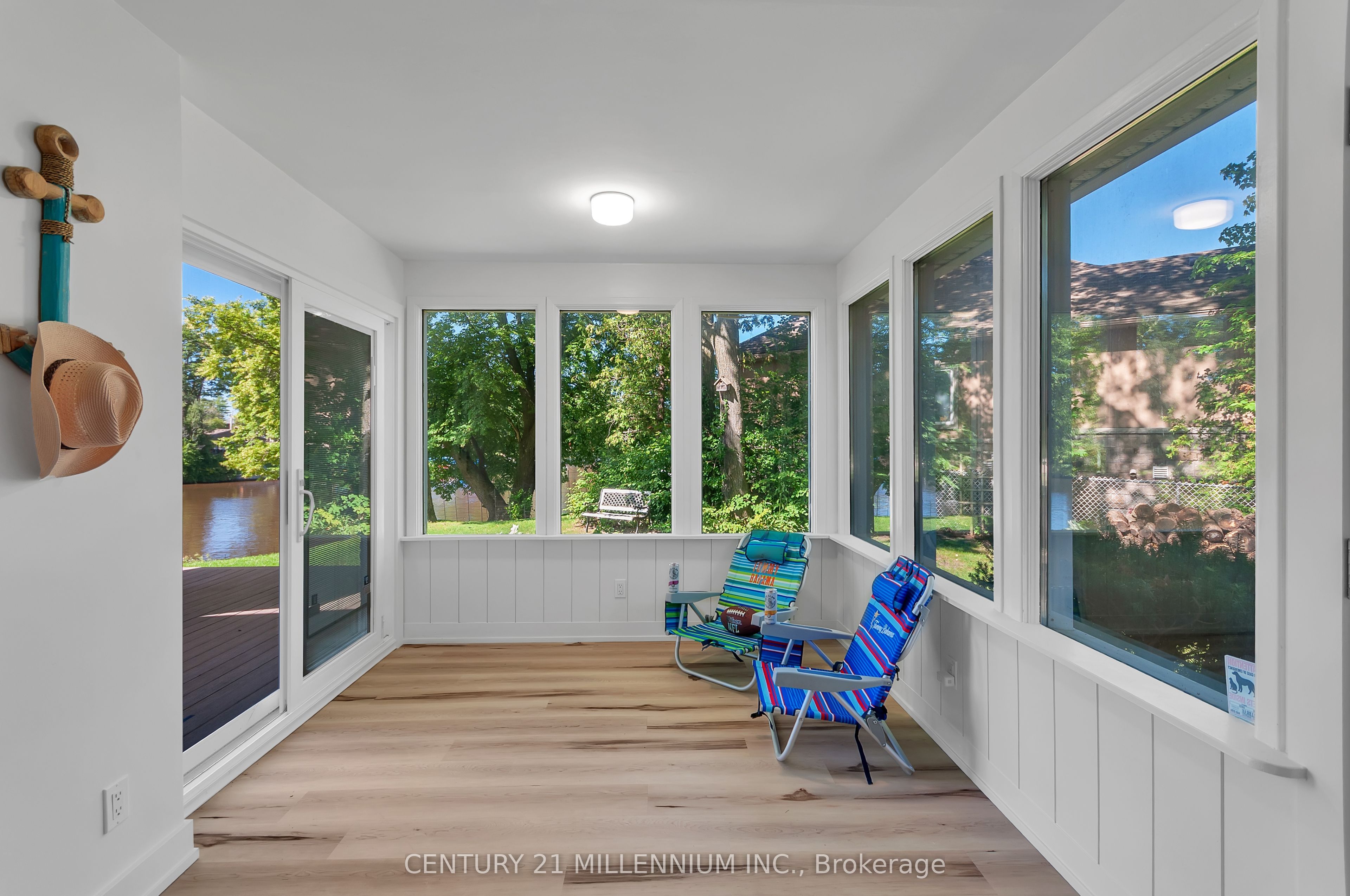 68 Edgewater Road Property Photo 9