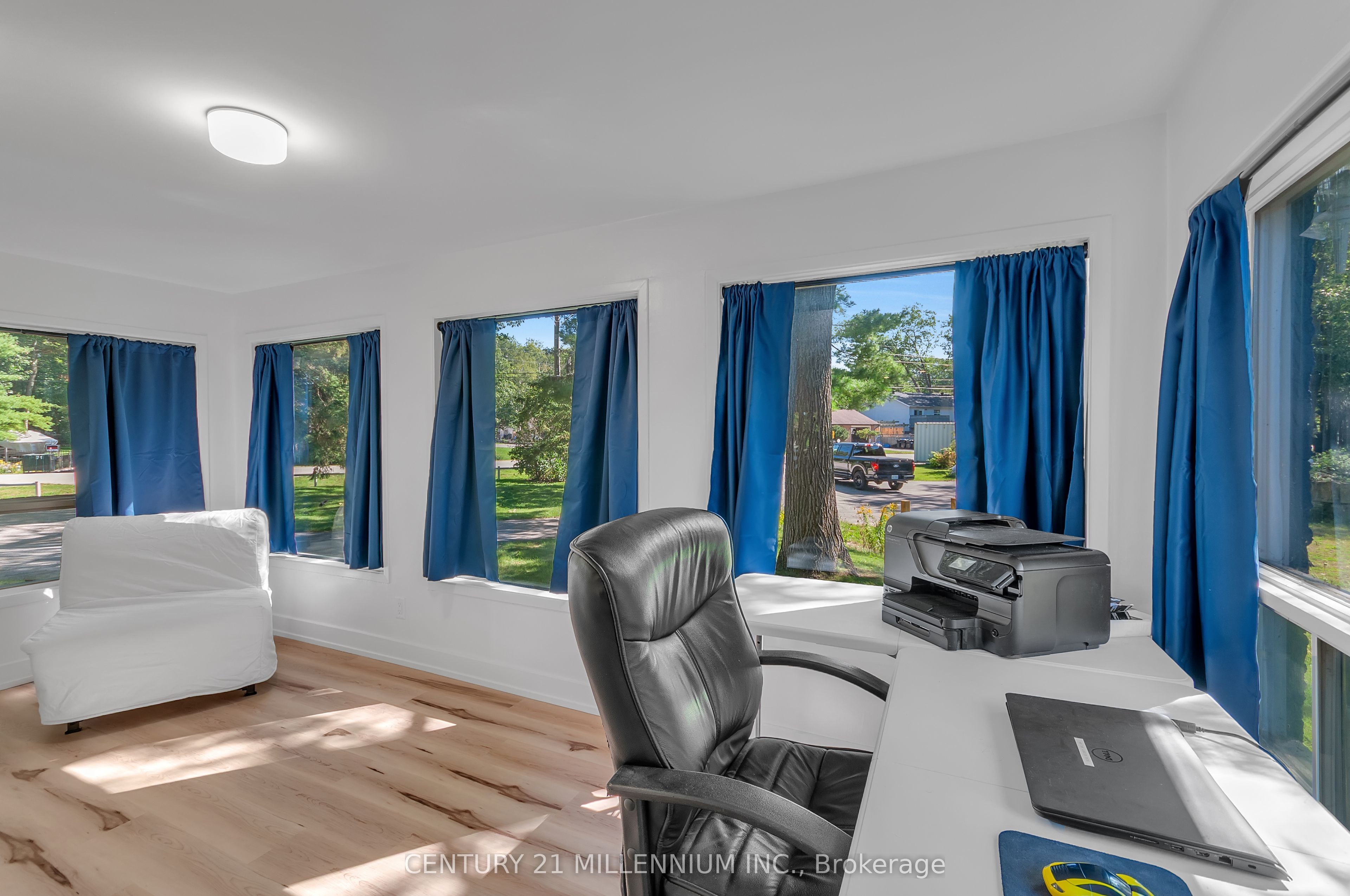 68 Edgewater Road Property Photo 19