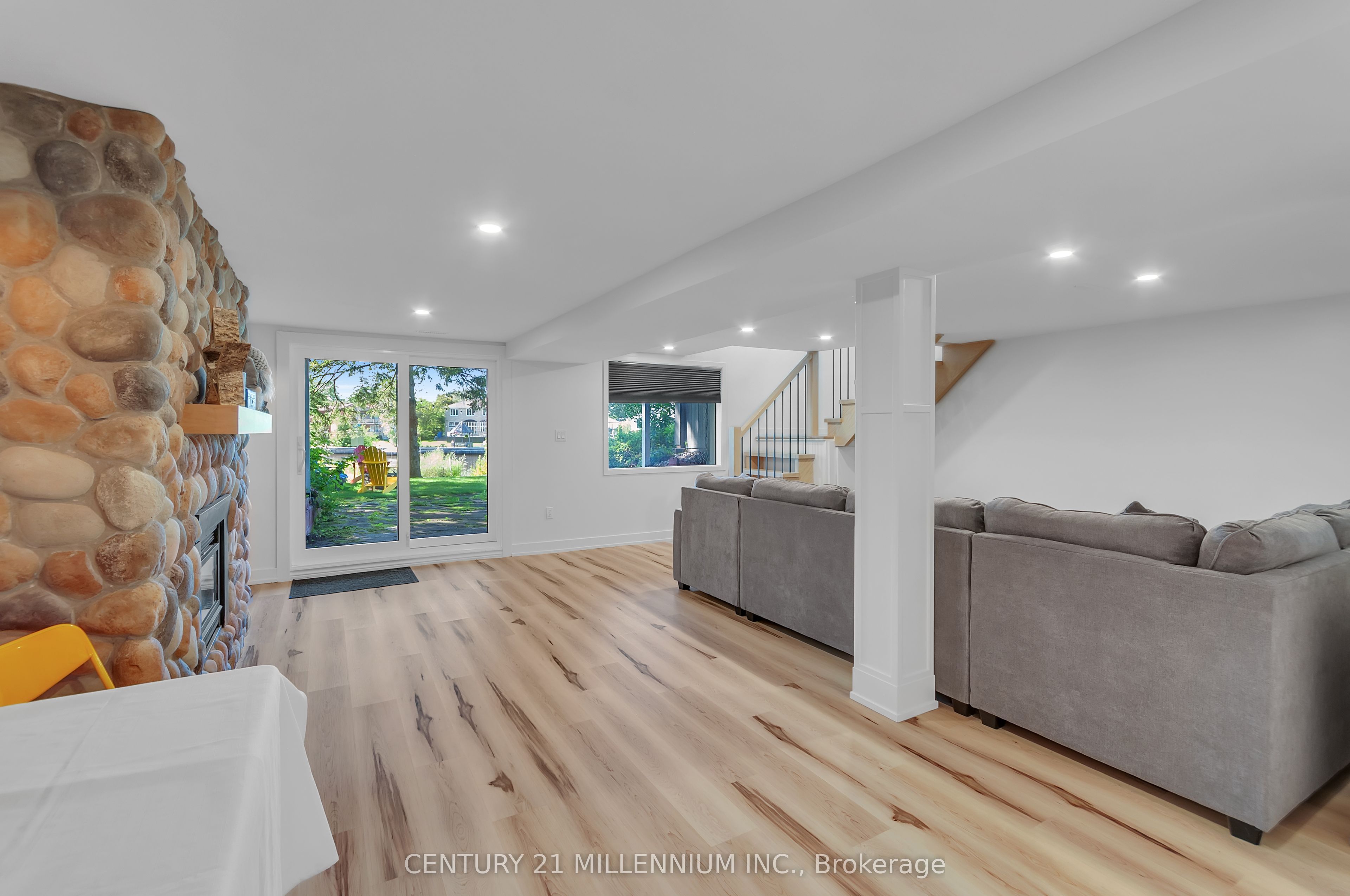 68 Edgewater Road Property Photo 26