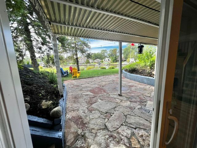 68 Edgewater Road Property Photo 32