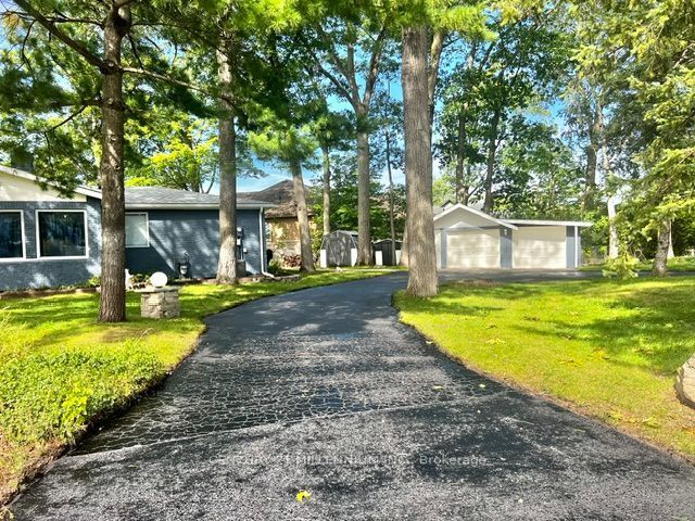 68 Edgewater Road Property Photo 40