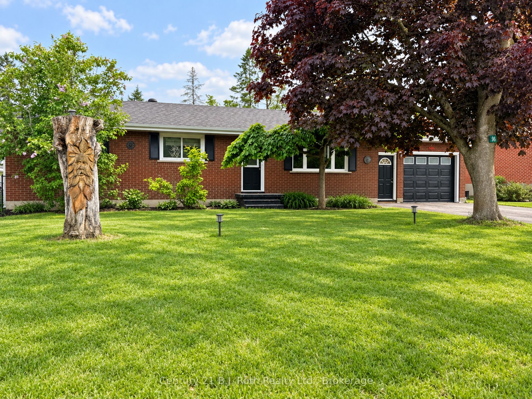 96 Jamieson Crescent Property Photo 1