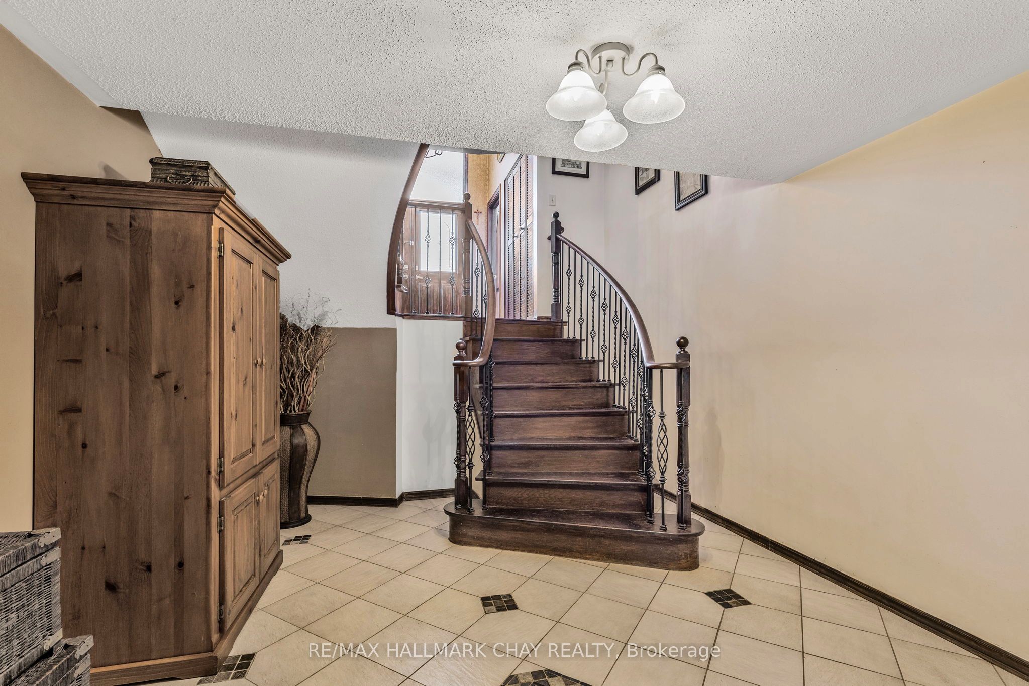 2 Old Hickory Lane Property Photo 25