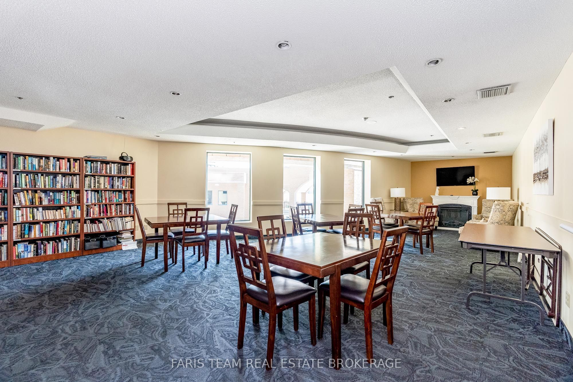 150 Dunlop Street E 1011 Property Photo 25