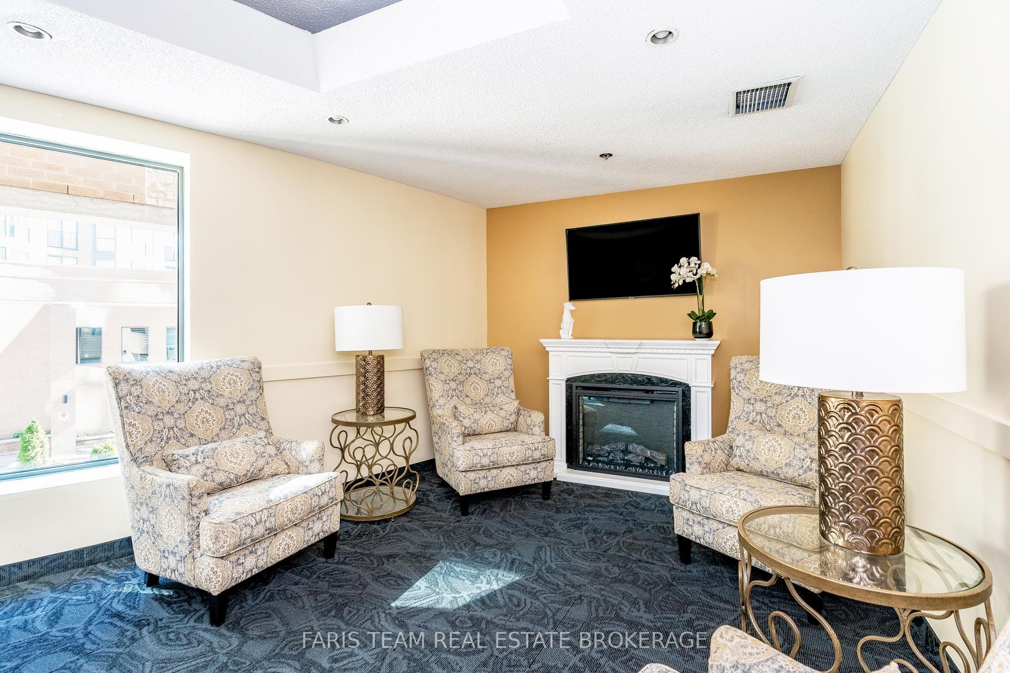 150 Dunlop Street E 1011 Property Photo 26