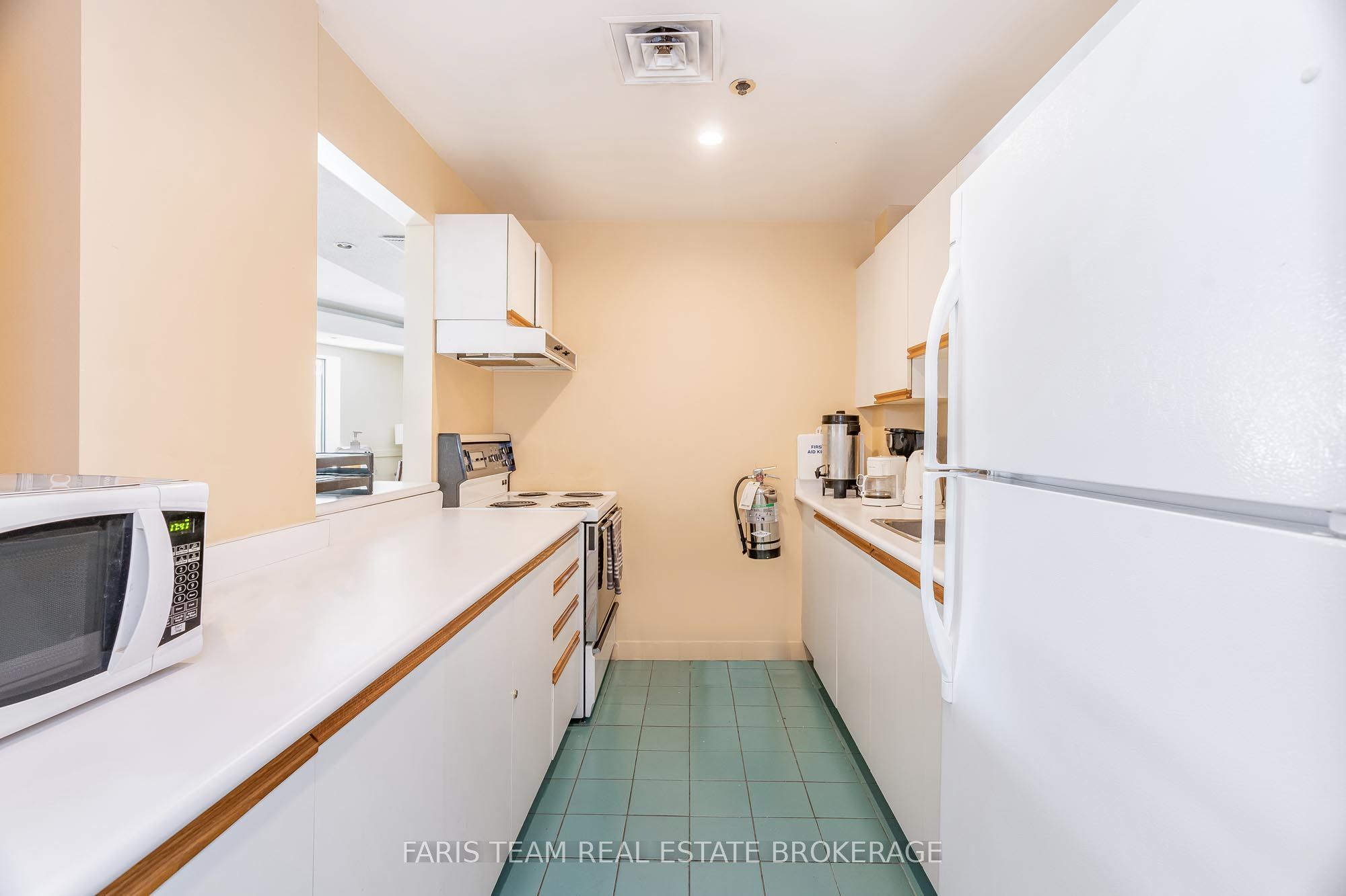 150 Dunlop Street E 1011 Property Photo 27