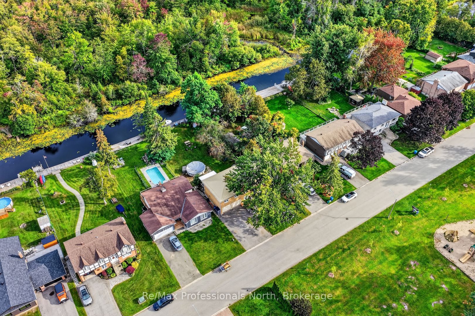 25 Lankin Boulevard Property Photo 4