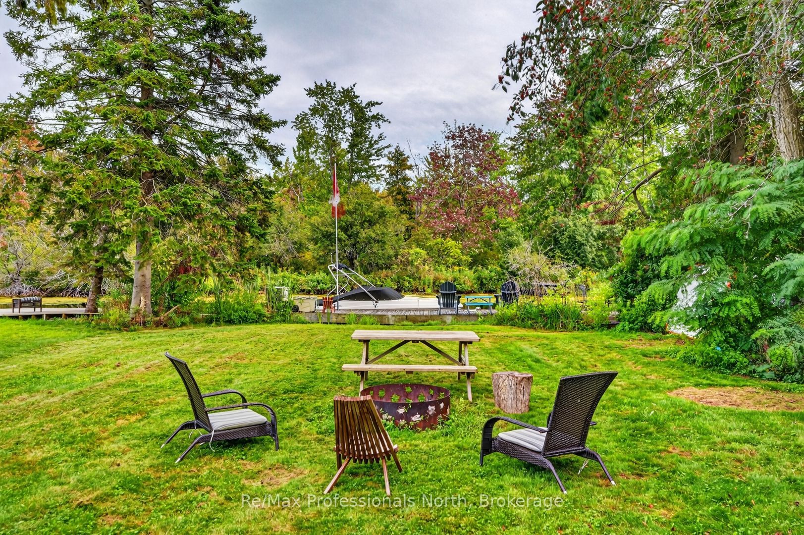 25 Lankin Boulevard Property Photo 13