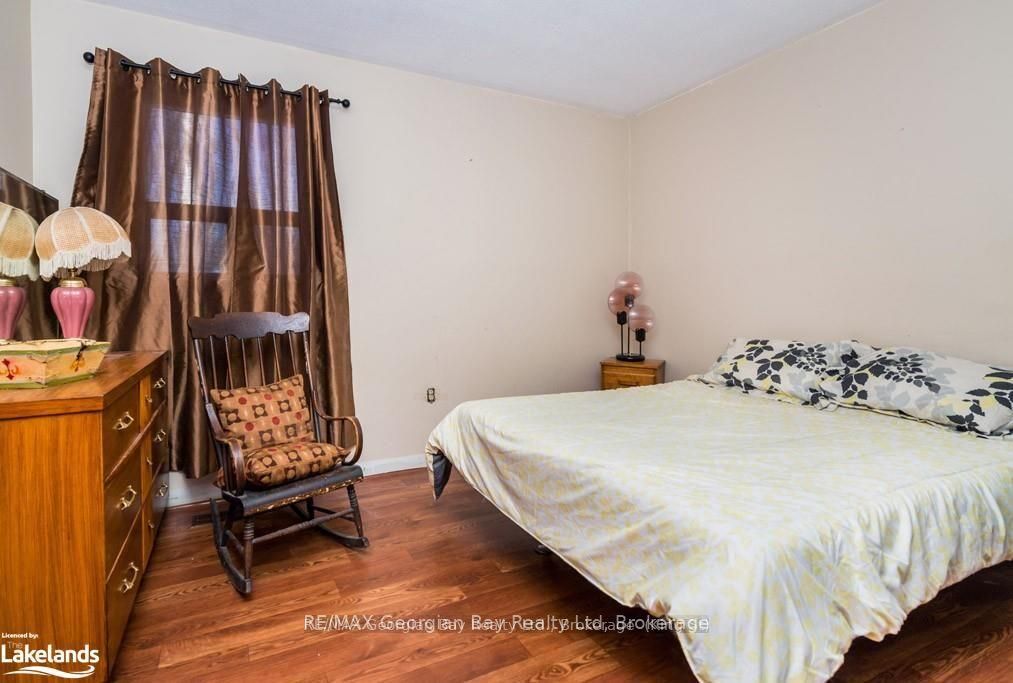9513 N County Rd 93 Road Ne Property Photo 7
