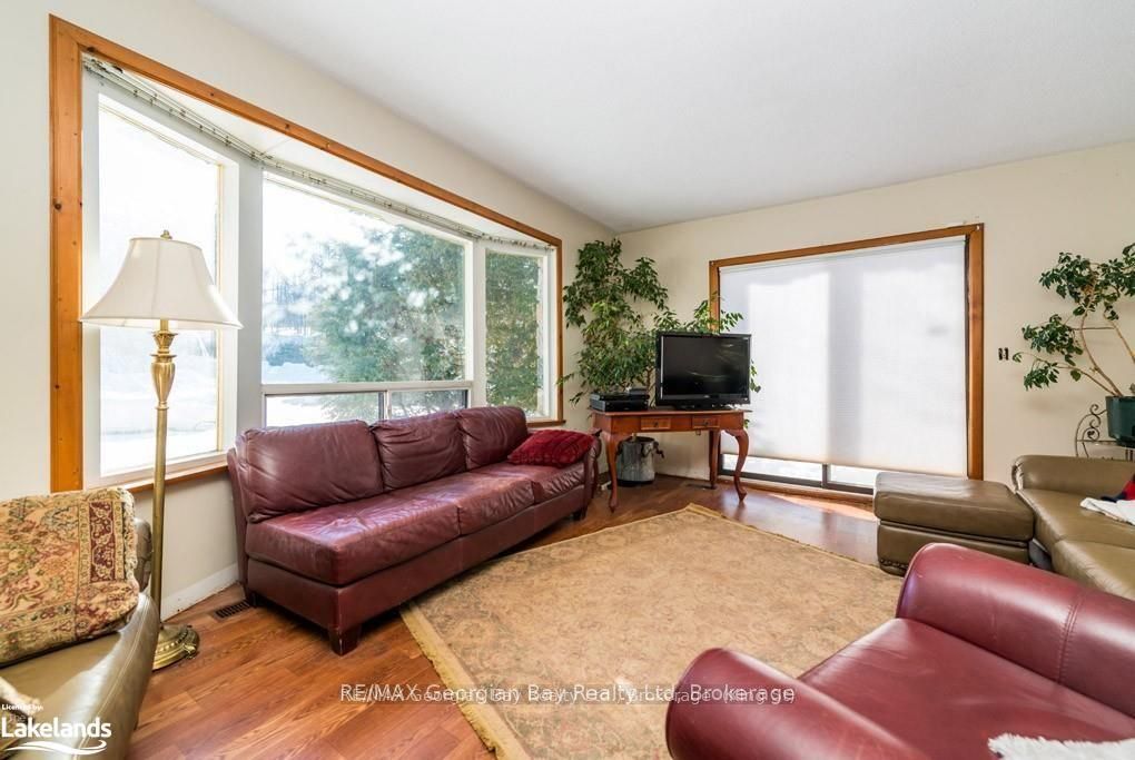 9513 N County Rd 93 Road Ne Property Photo 11