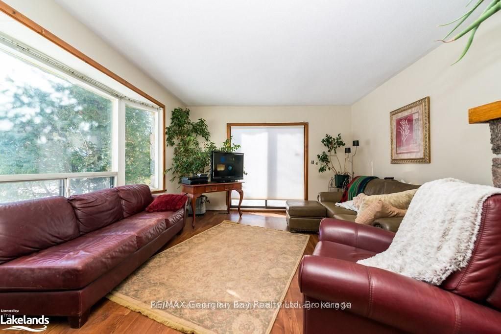 9513 N County Rd 93 Road Ne Property Photo 12