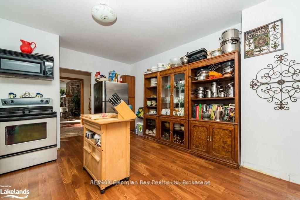 9513 N County Rd 93 Road Ne Property Photo 13