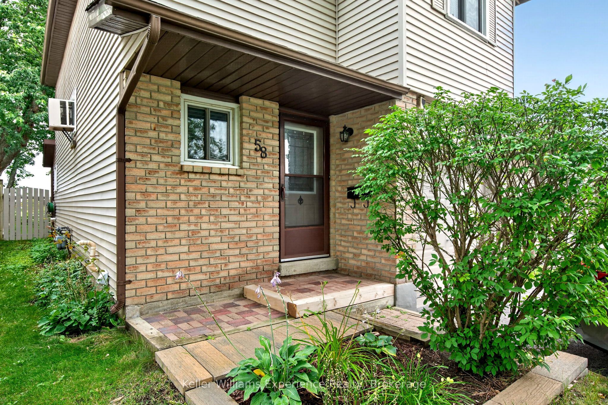58 Maitland Drive Property Photo 3