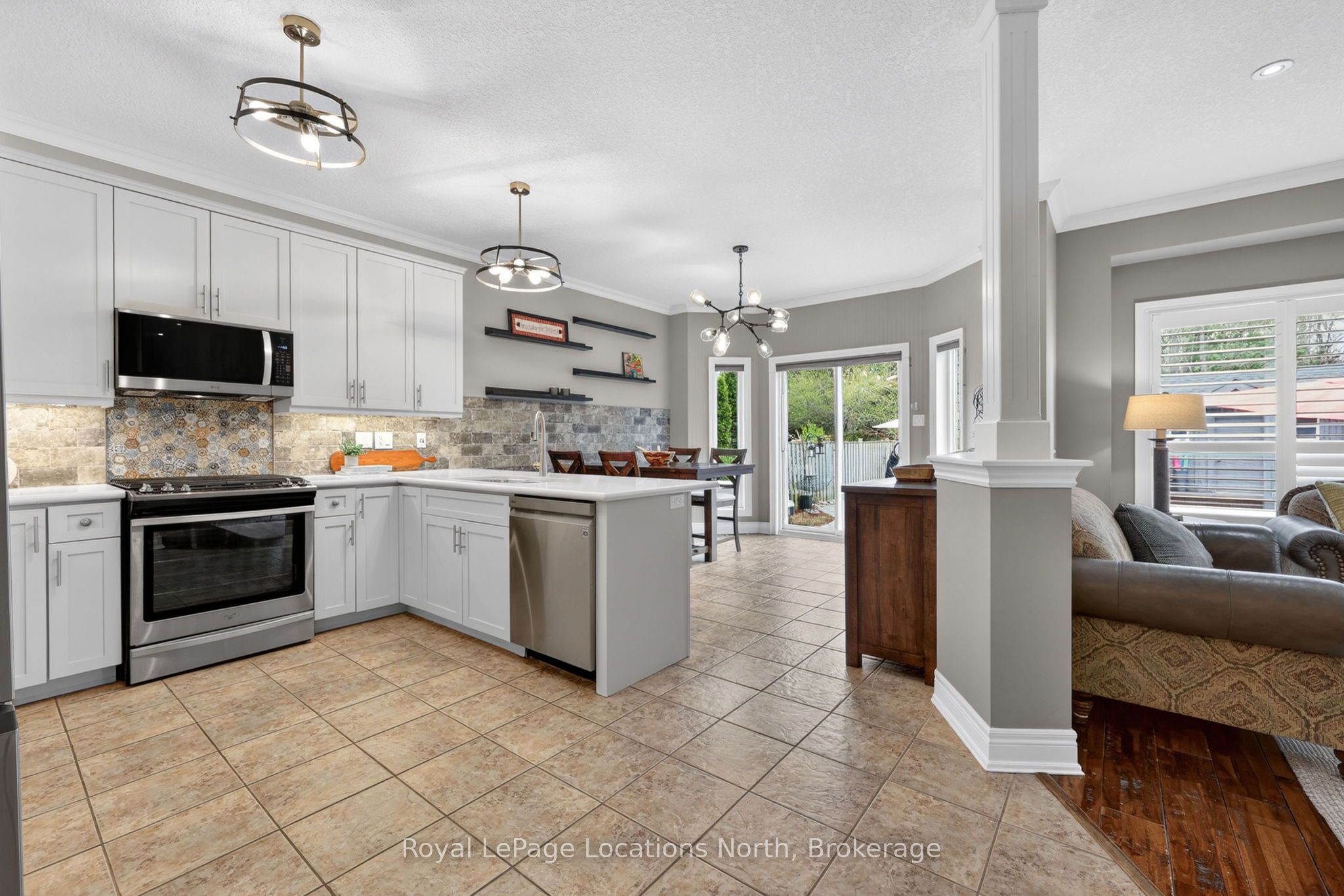 54 Williams Street Property Photo 9