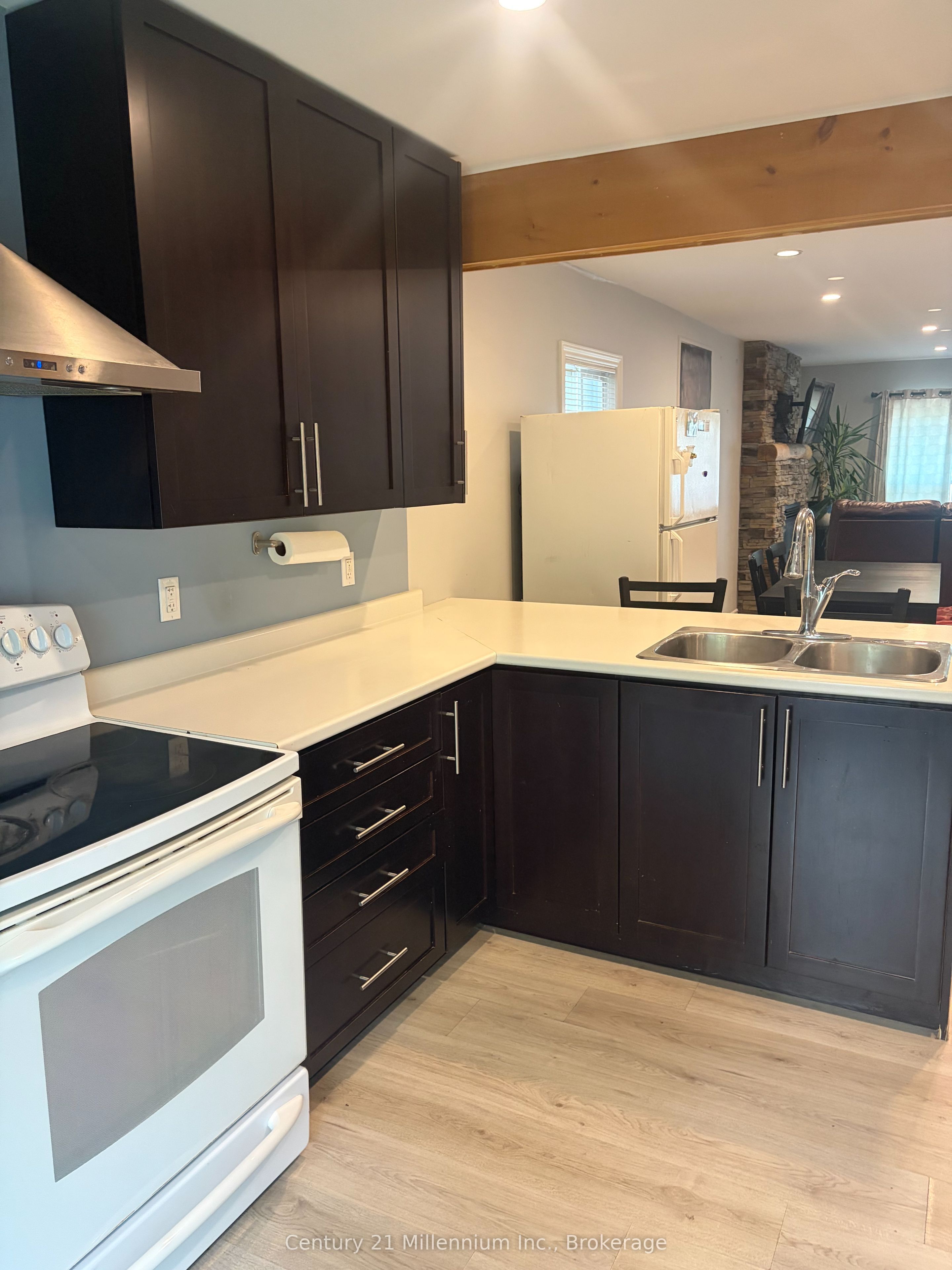 79 23rd Street N Property Photo 5