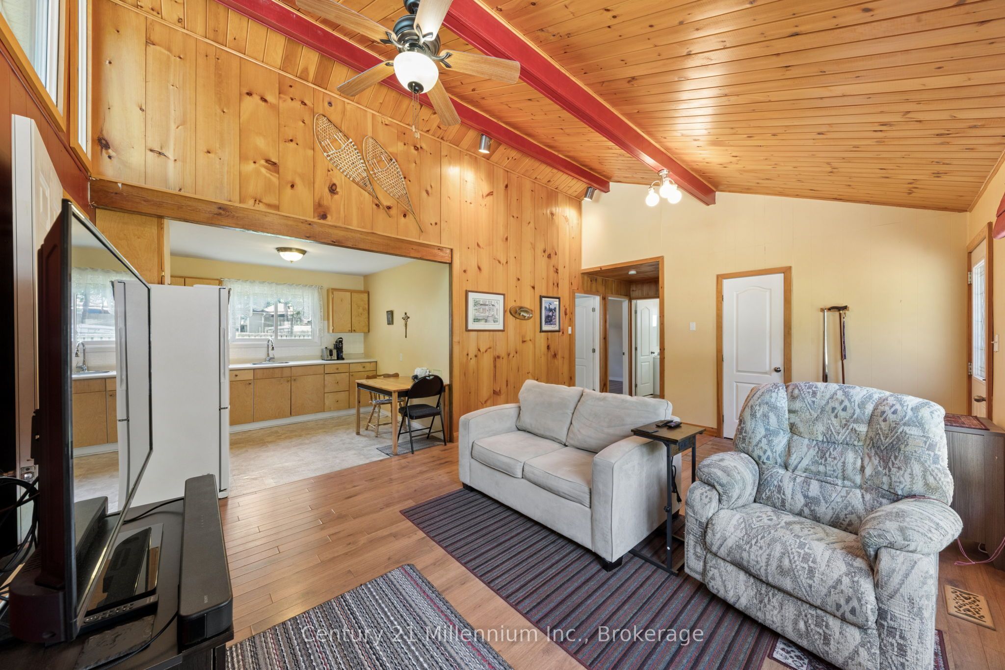25 Glendale Avenue Property Photo 7