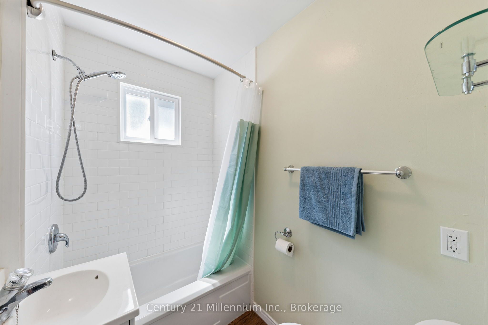 25 Glendale Avenue Property Photo 13