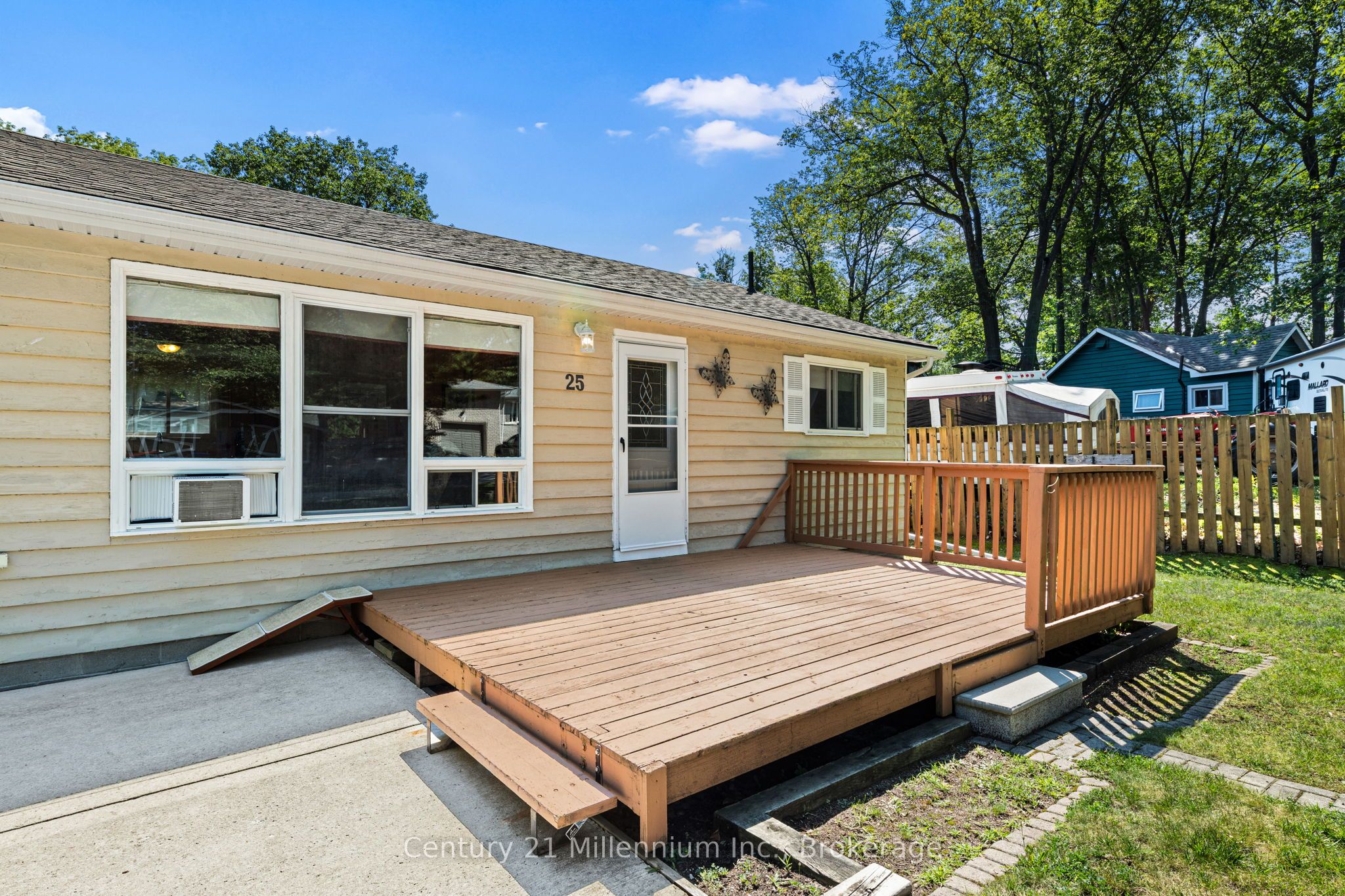 25 Glendale Avenue Property Photo 21