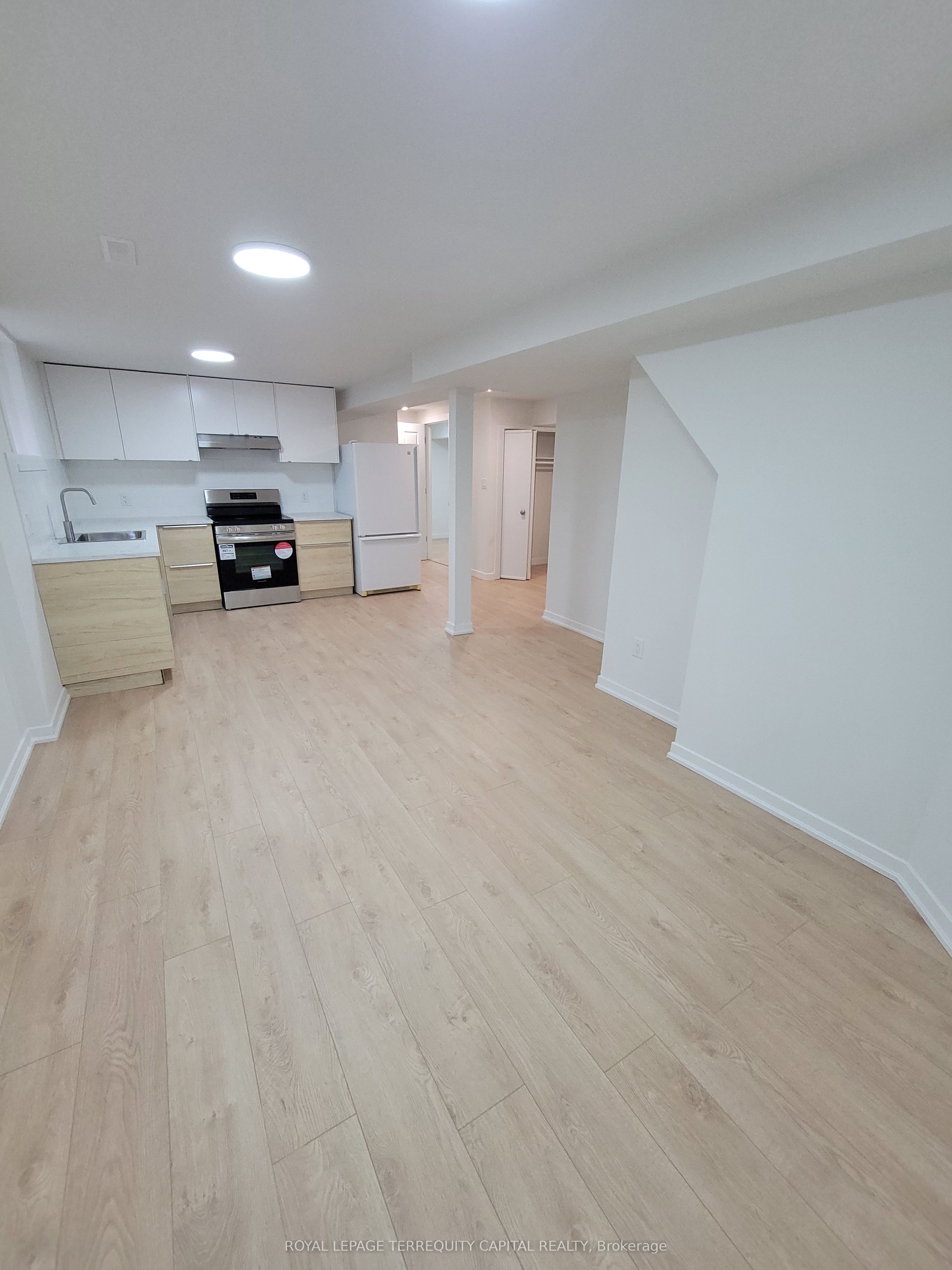 68 Bird Street Lower Property Photo 8