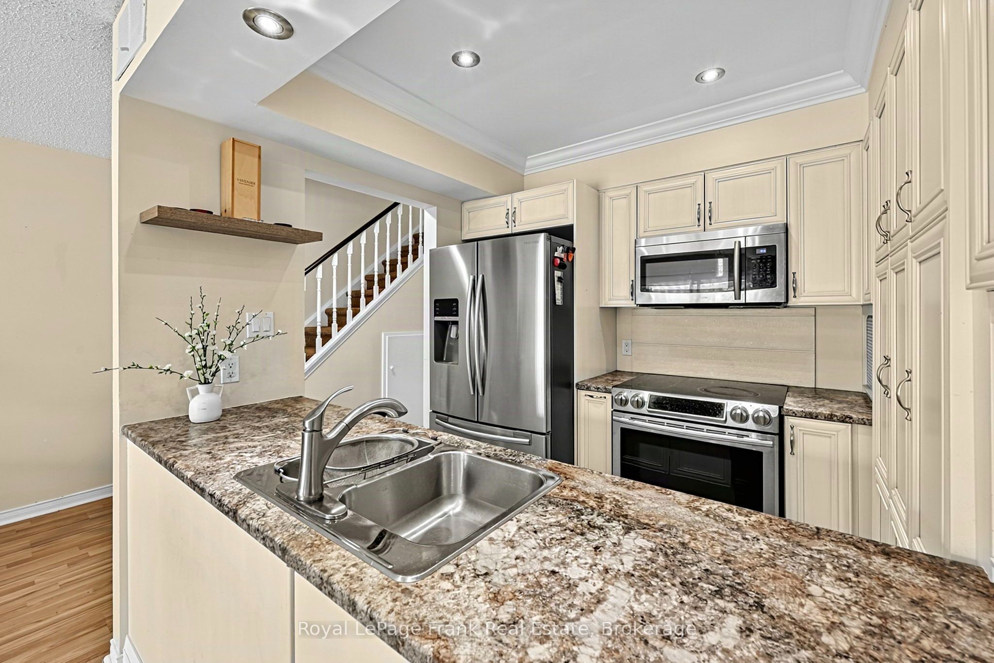 21 Laguna Parkway # 21 Property Photo 1