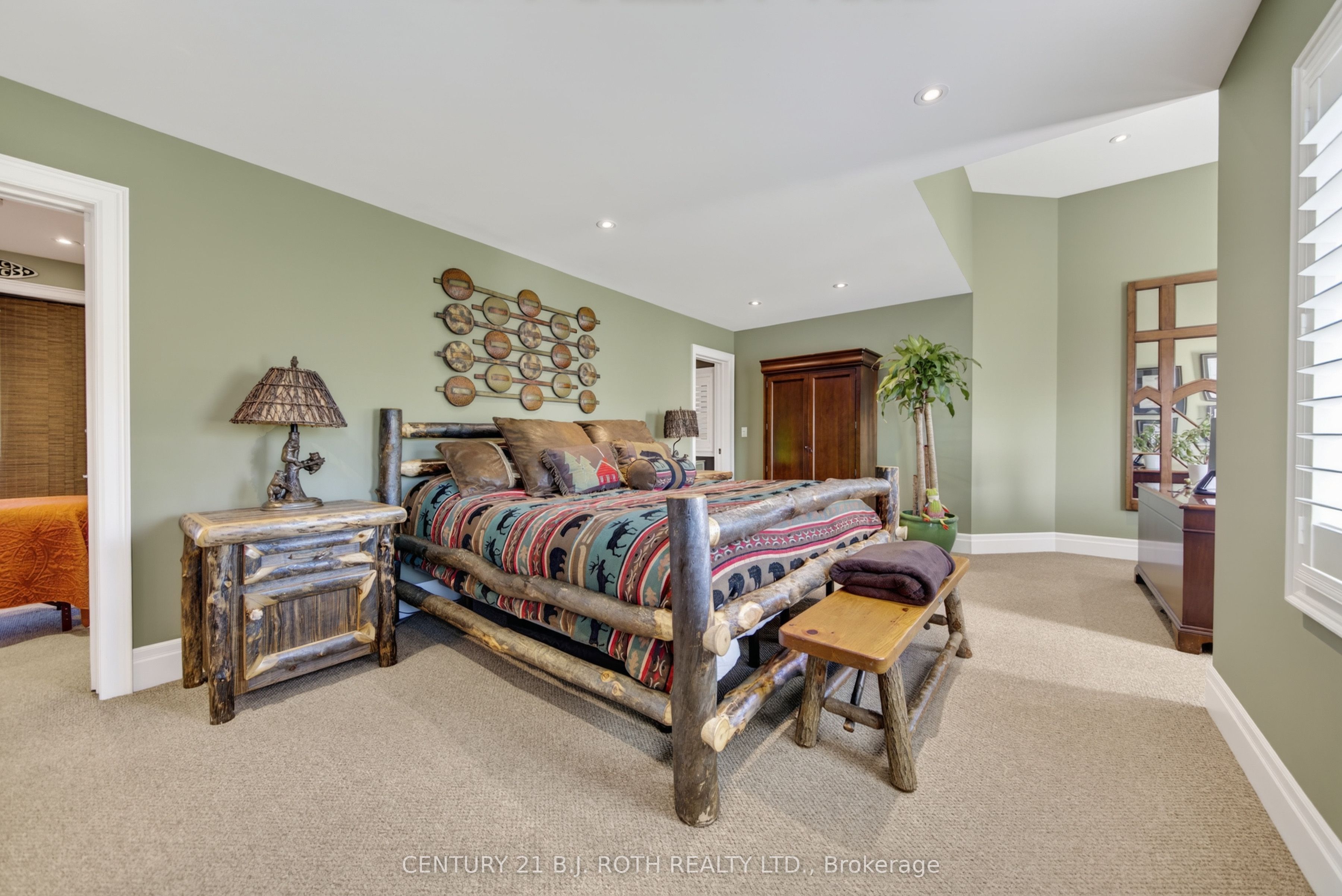 3306 Summerhill Way Property Photo 23
