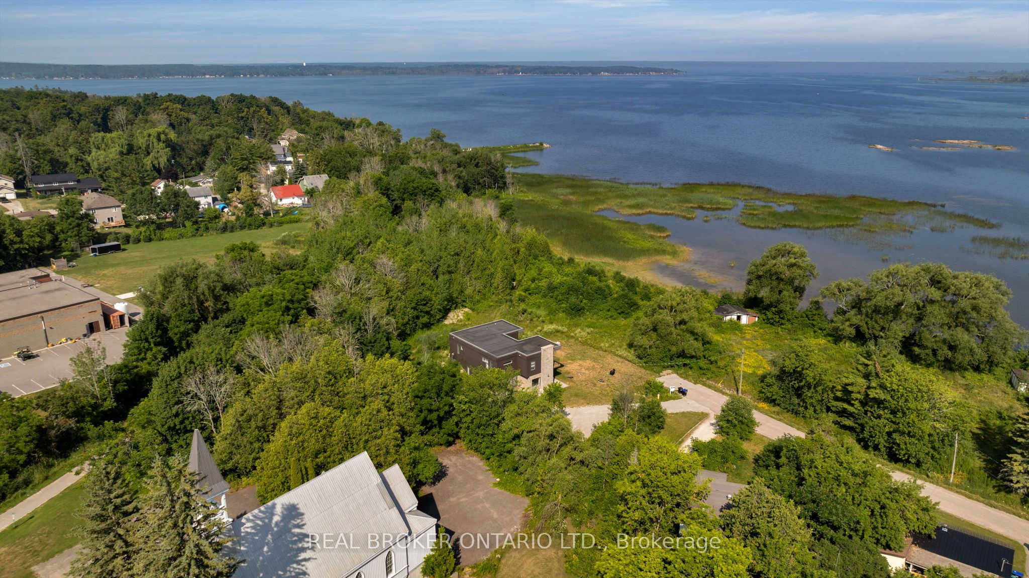 8 Property Photo 8