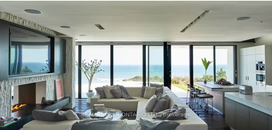 8 Property Photo 13