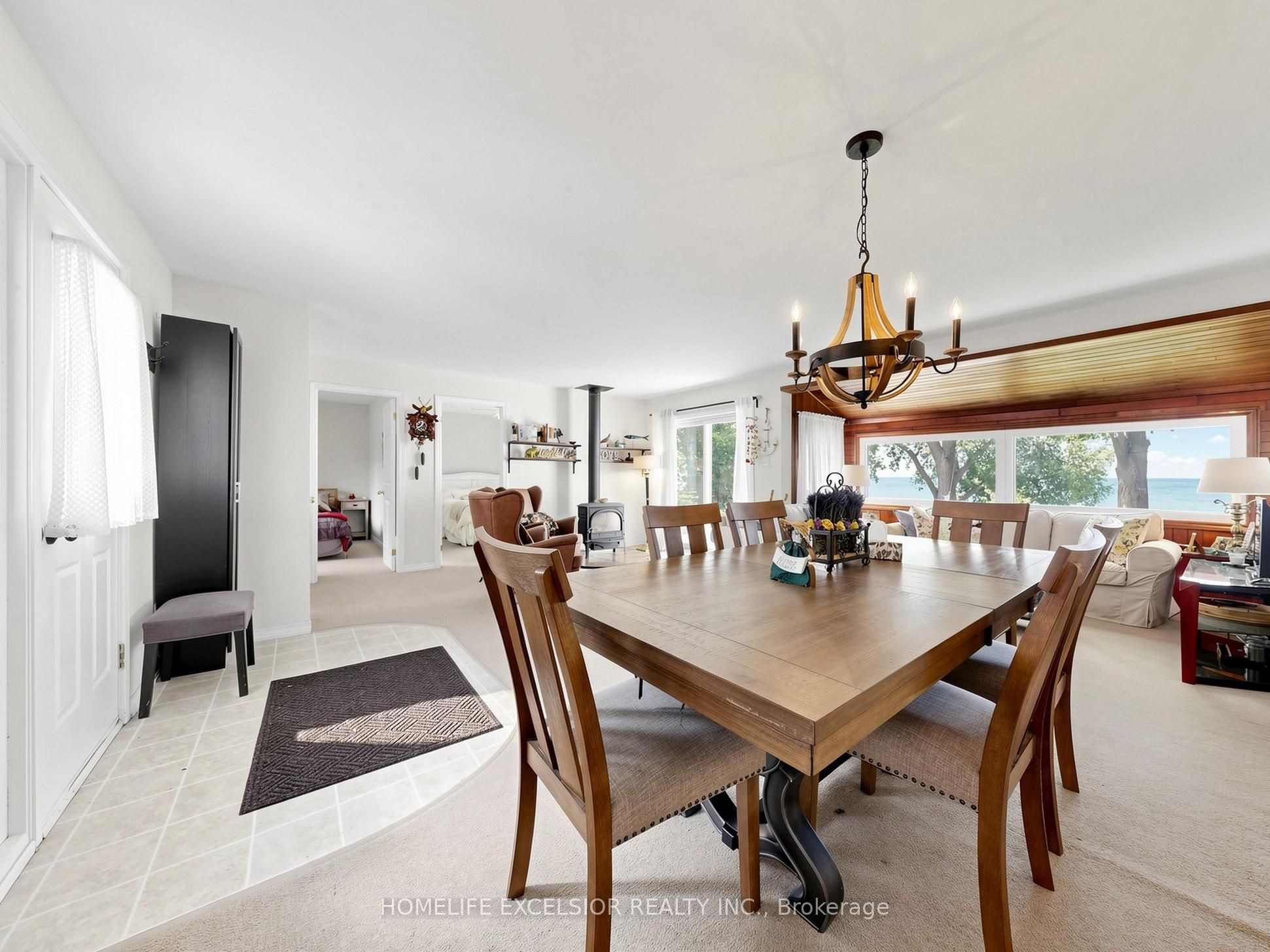 2156 Lakeshore Drive Property Photo 16