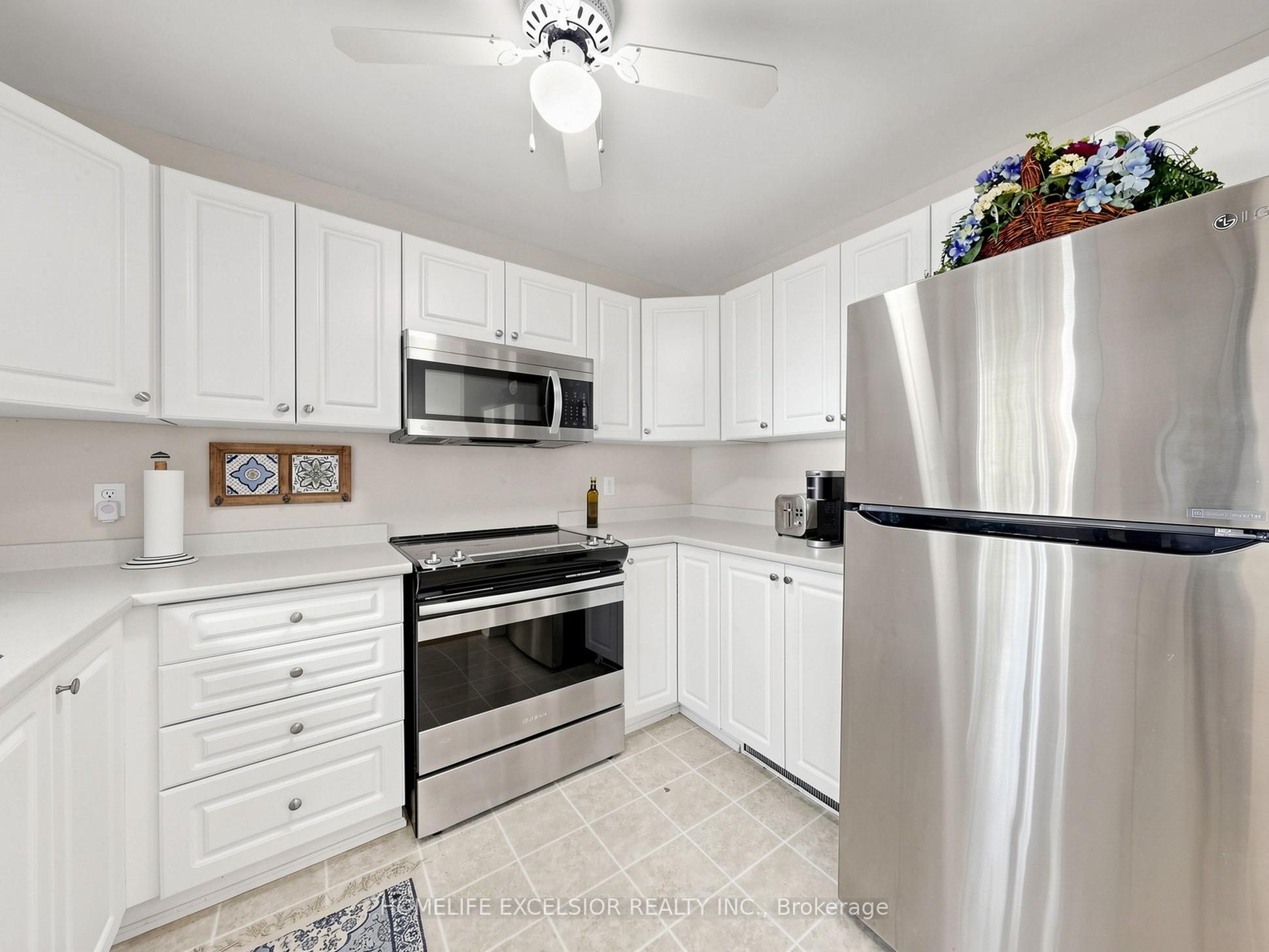 2156 Lakeshore Drive Property Photo 20