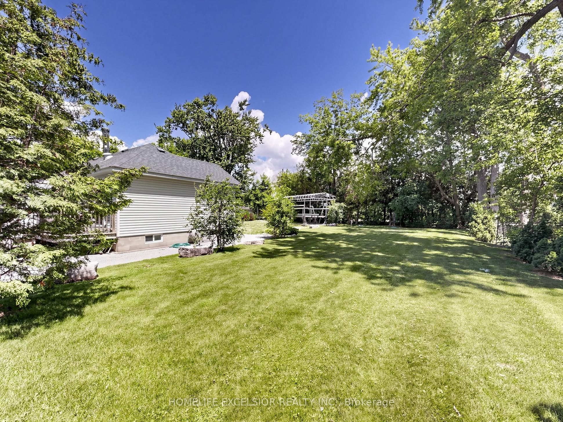 2156 Lakeshore Drive Property Photo 31