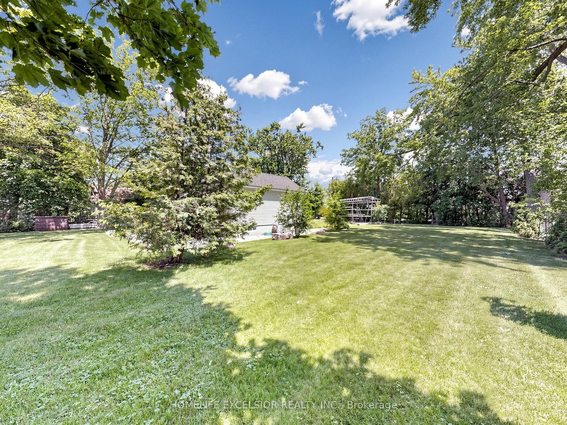2156 Lakeshore Drive Property Photo 42