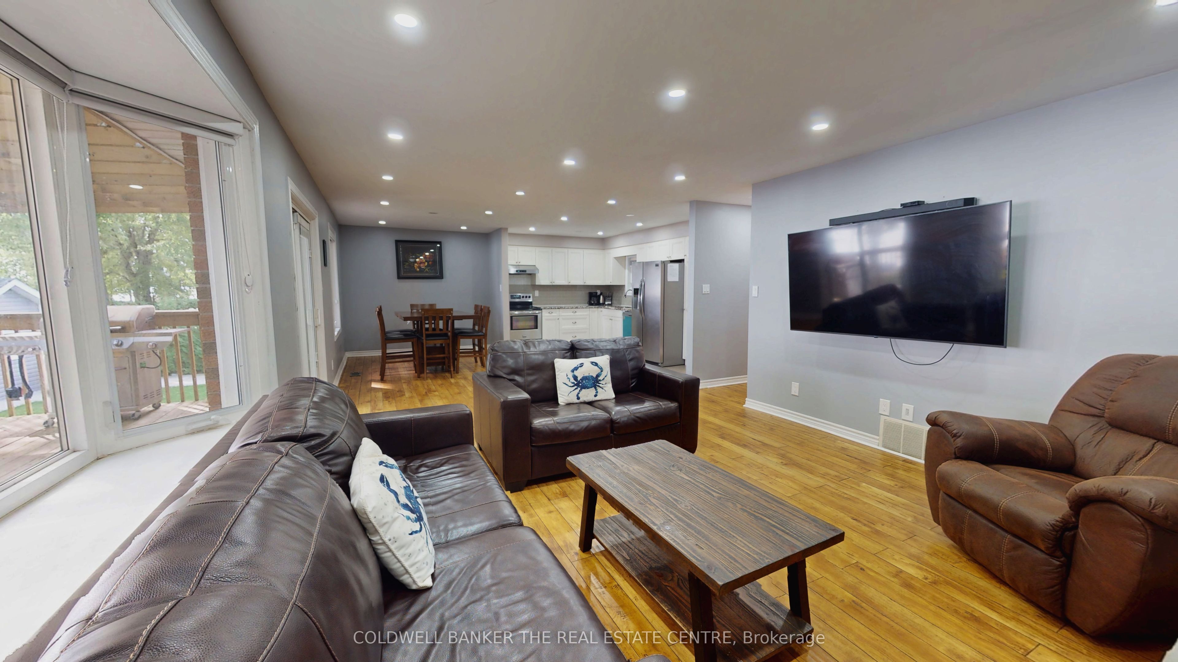 3919 Treeline Drive Property Photo 10