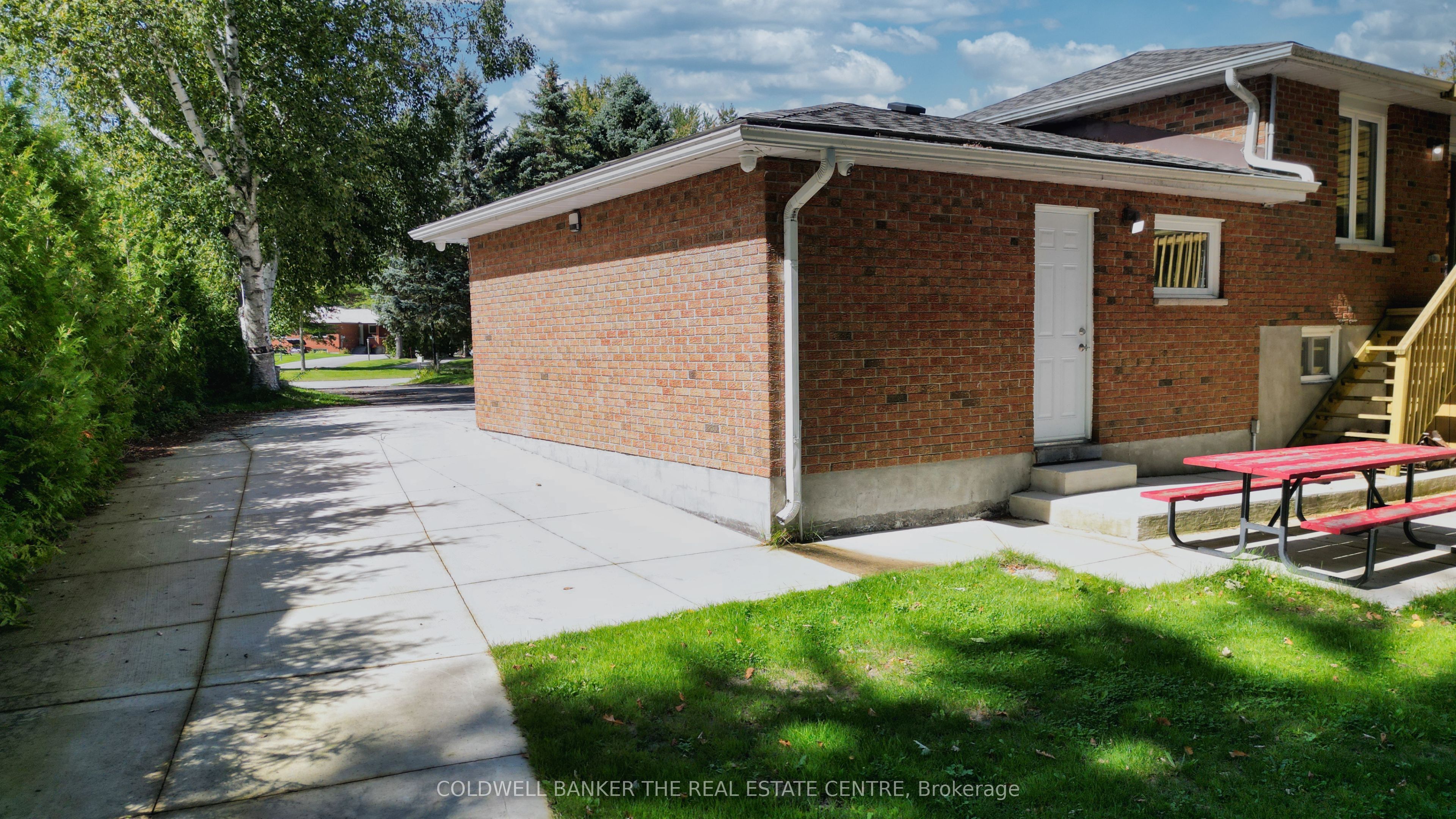 3919 Treeline Drive Property Photo 41