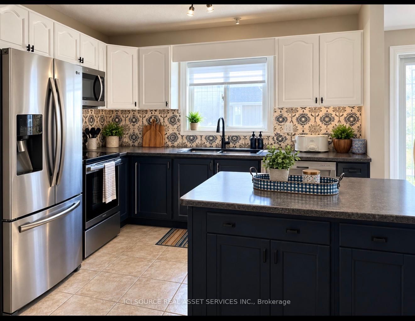 248 Spruce Street Property Photo 8
