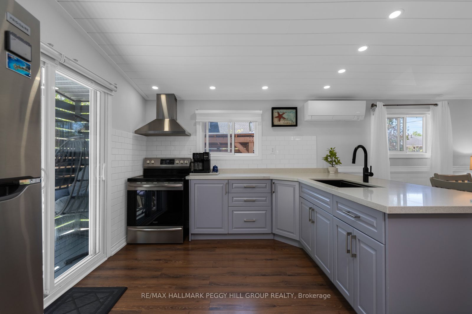 41 Laidlaw Street Property Photo 6