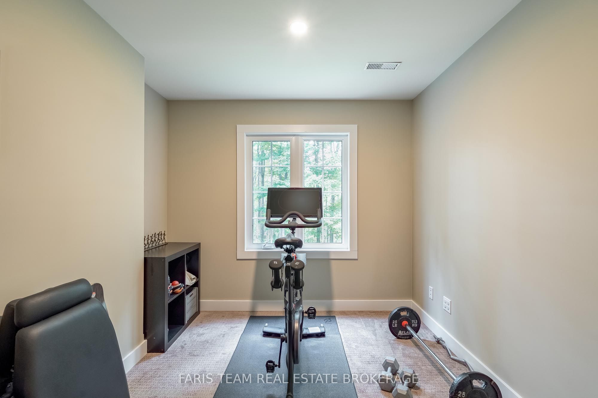 11 Snowshoe Trail Property Photo 31