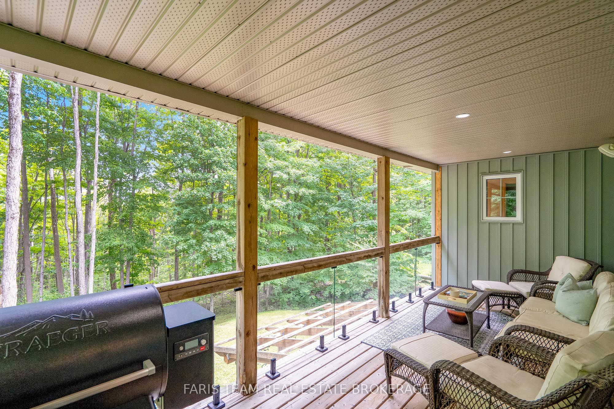 11 Snowshoe Trail Property Photo 35