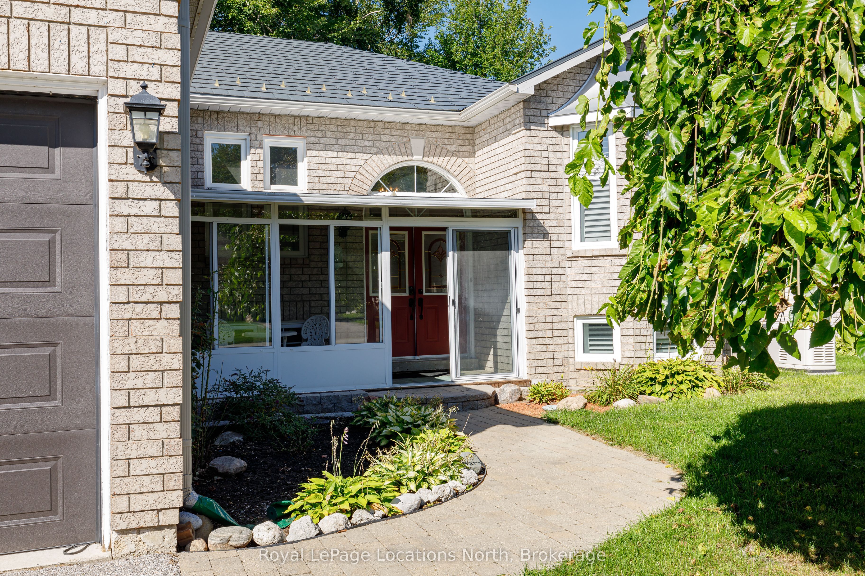 77 Silver Birch Avenue Property Photo 3