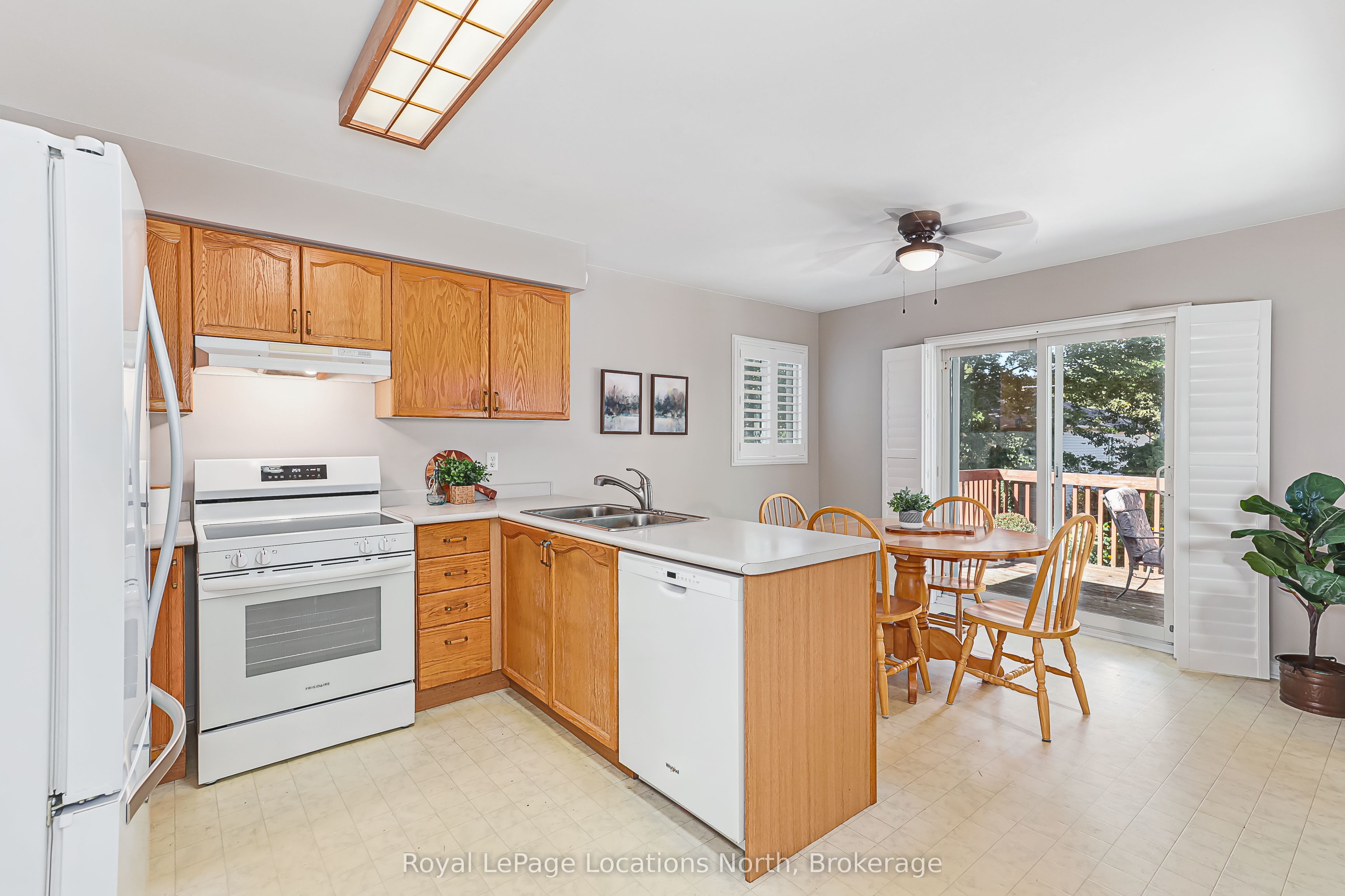77 Silver Birch Avenue Property Photo 6