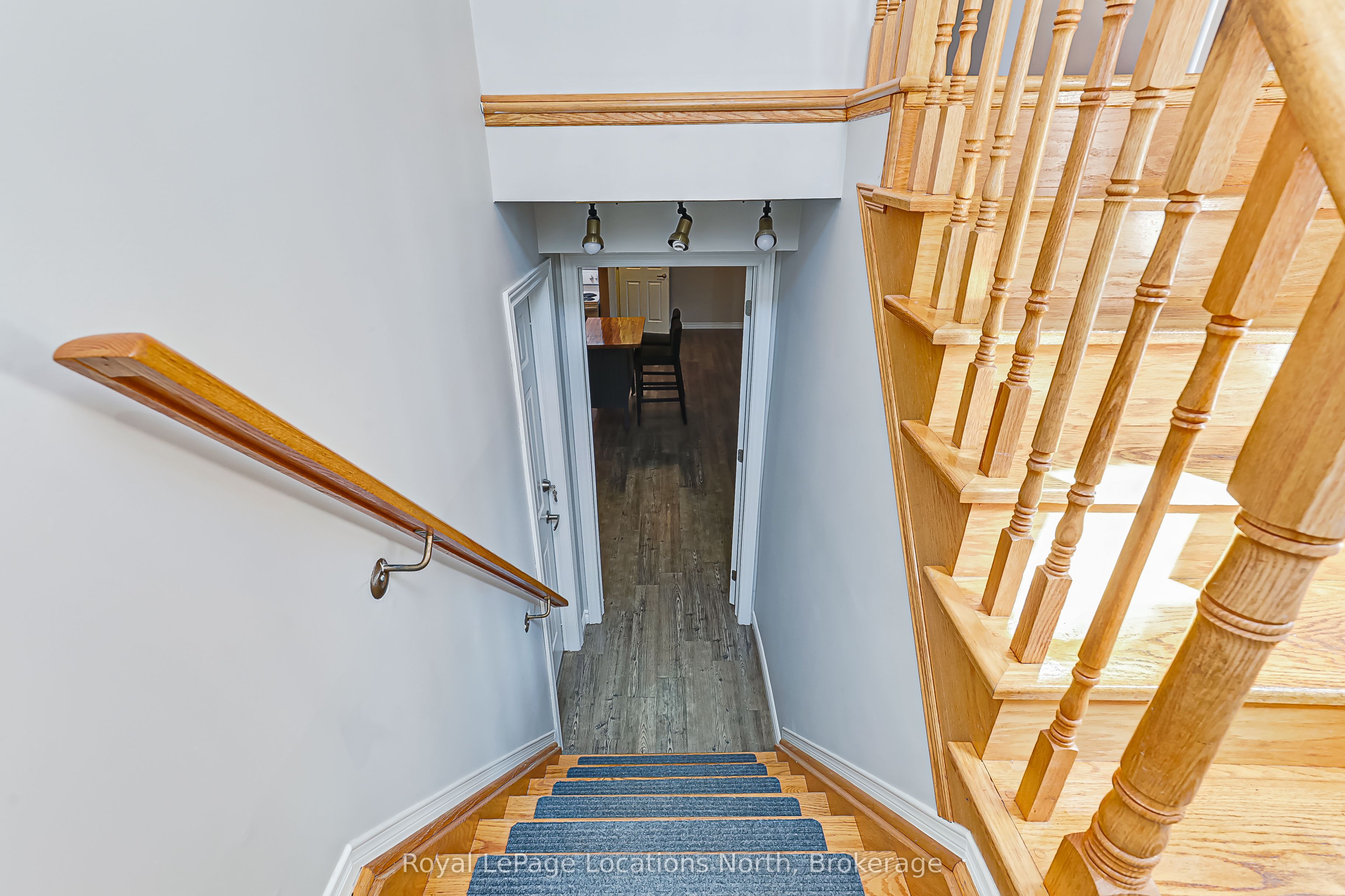 77 Silver Birch Avenue Property Photo 27