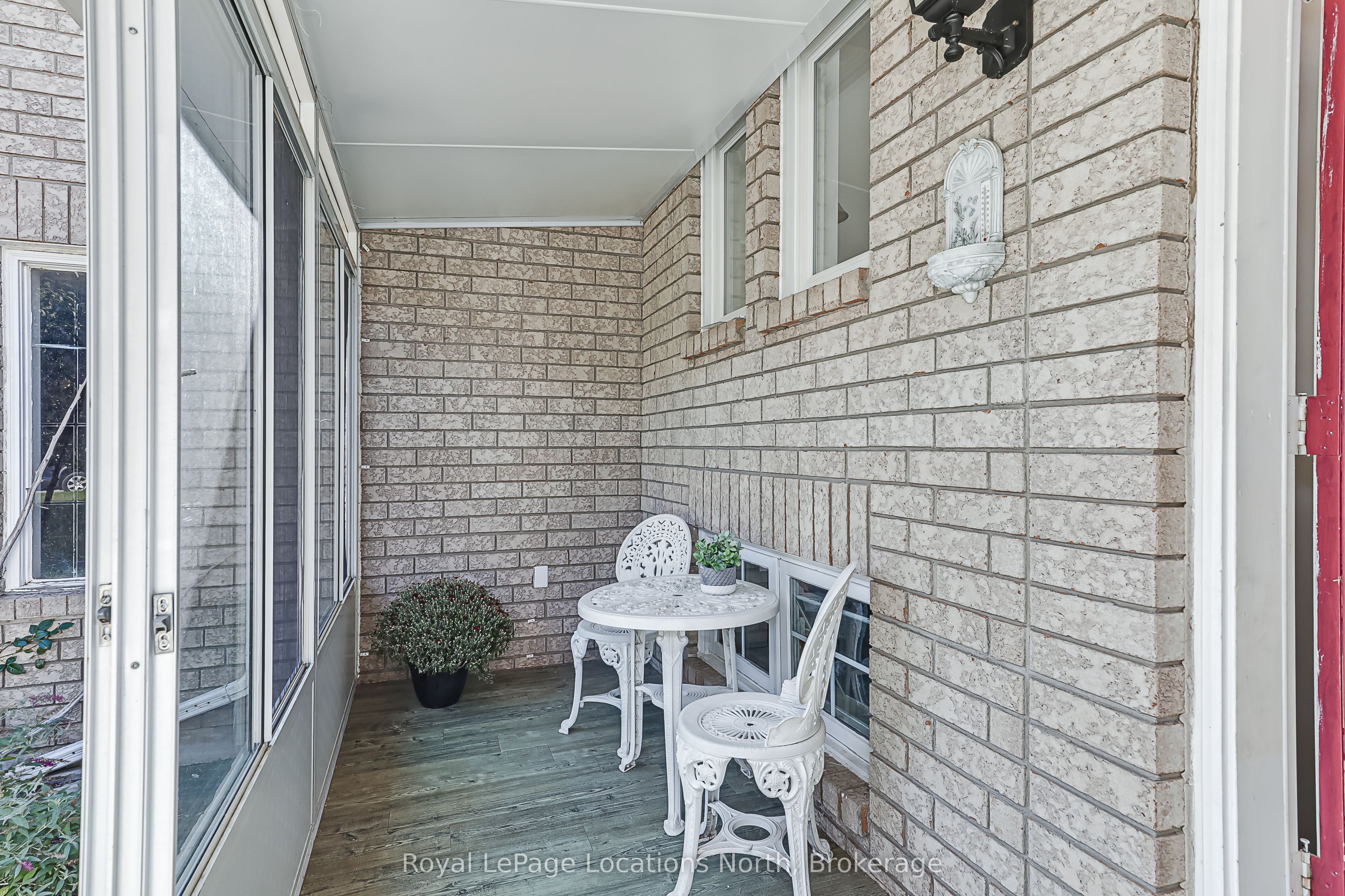 77 Silver Birch Avenue Property Photo 40
