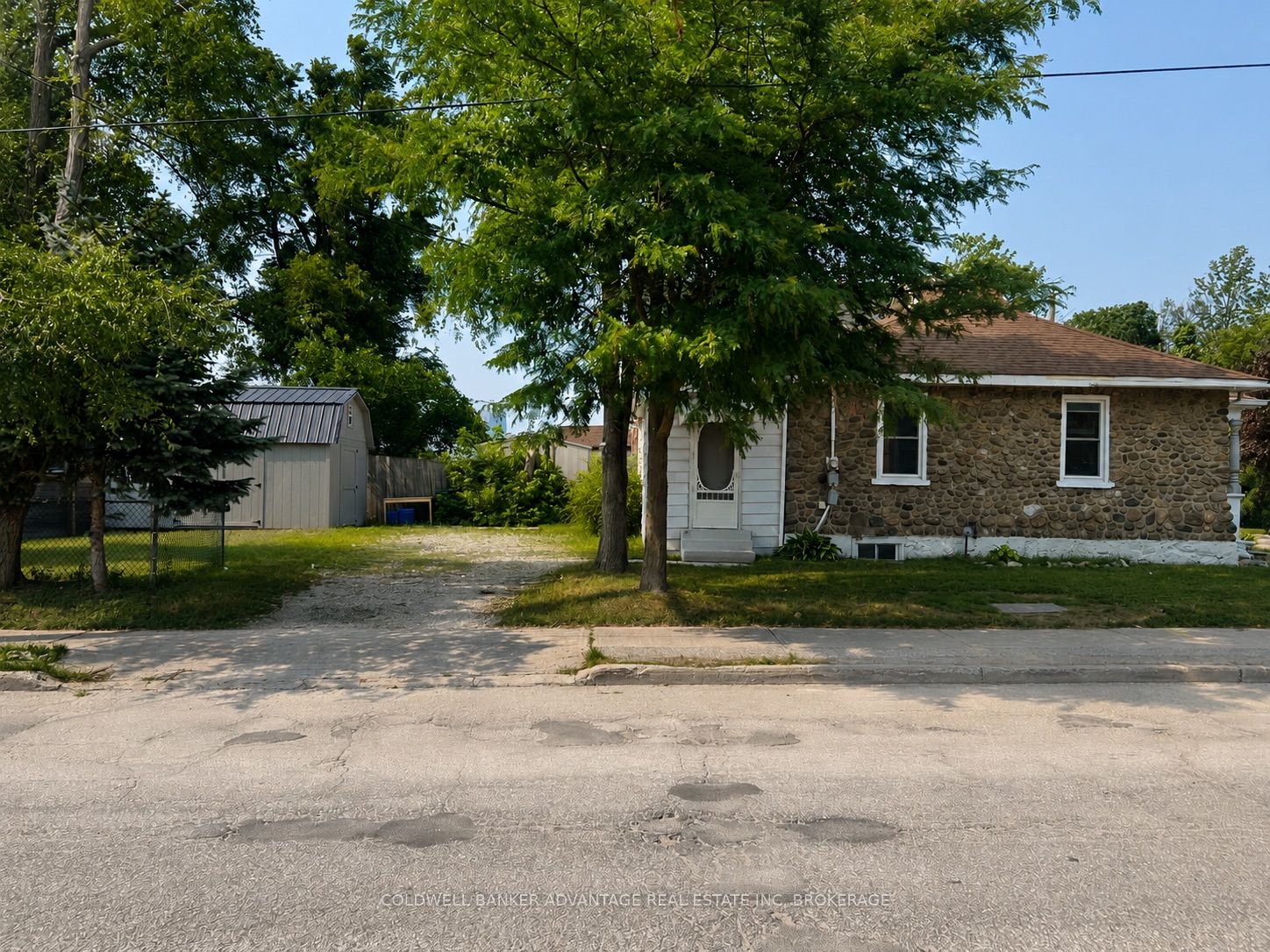 36 Sanford Street Property Photo 5