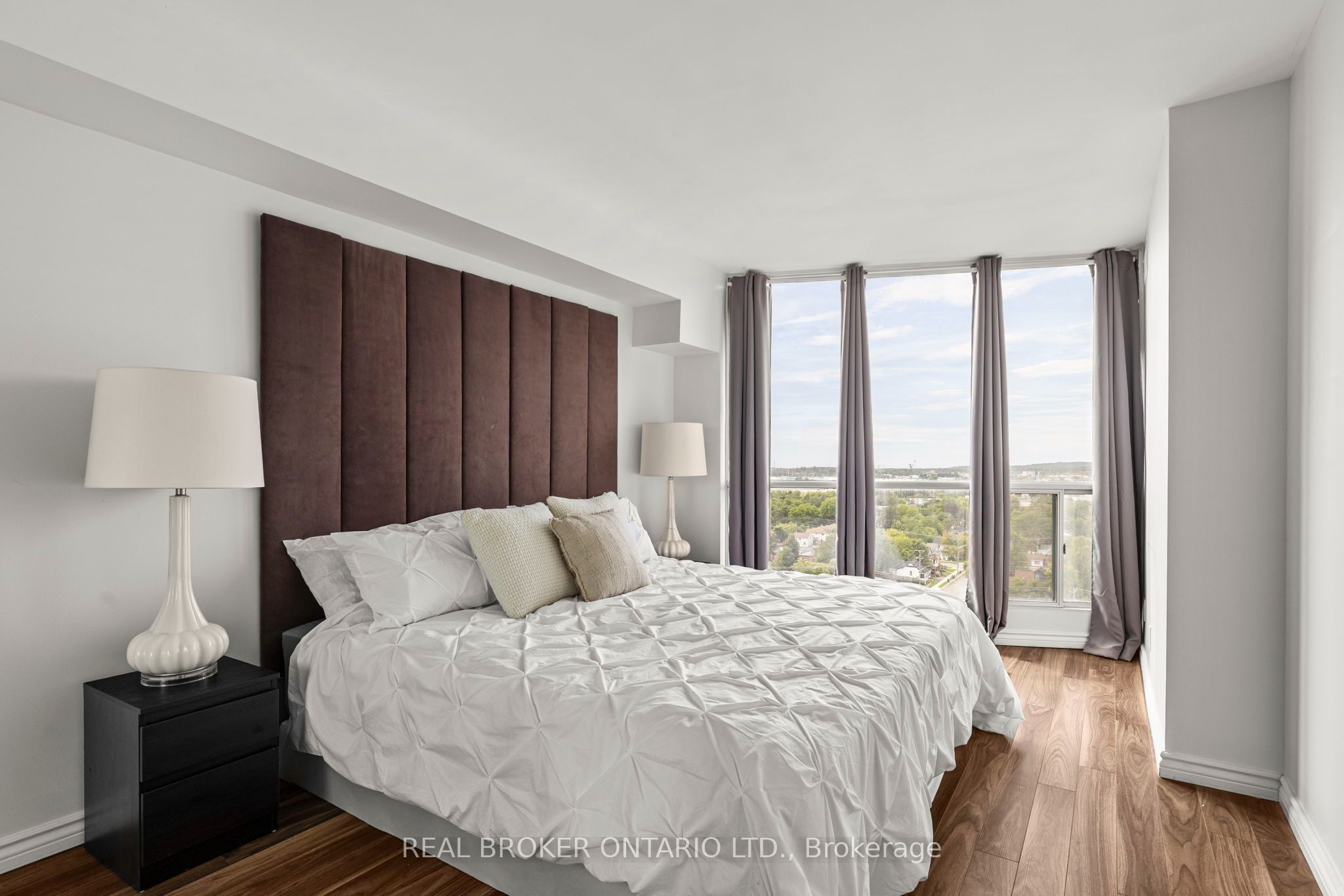 65 Ellen Street 1407 Property Photo 18