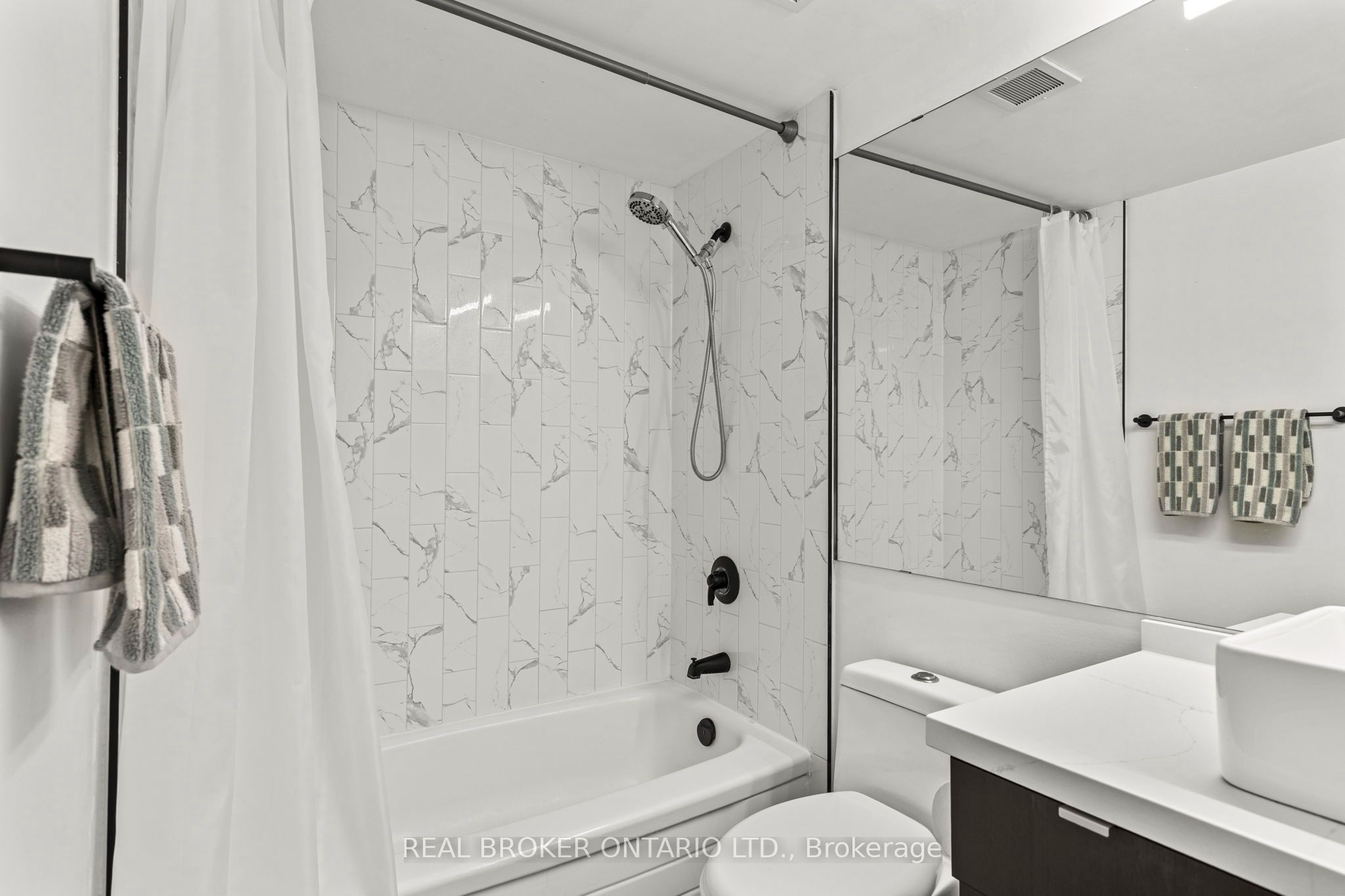 65 Ellen Street 1407 Property Photo 21