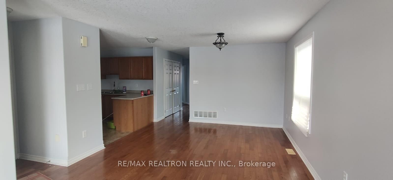 263 Johnson Street Property Photo 7