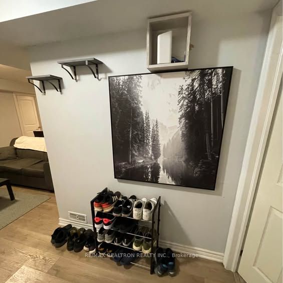252 Penetanguishene Road 8 Property Photo 6