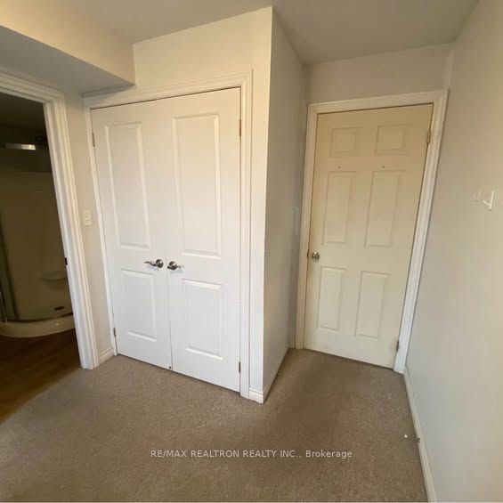 252 Penetanguishene Road 8 Property Photo 7