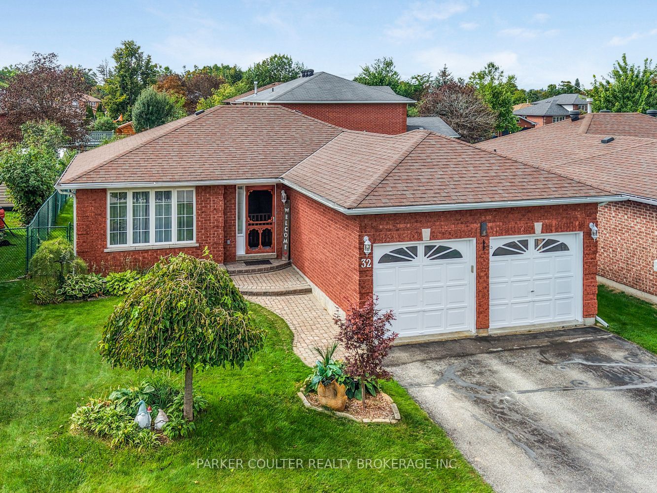 32 Carter Crescent
