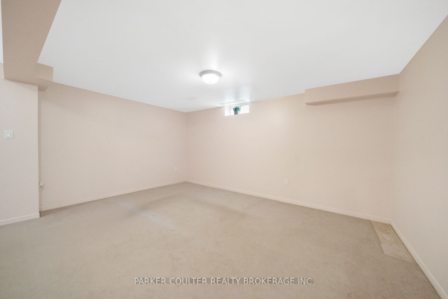 32 Carter Crescent Property Photo 28