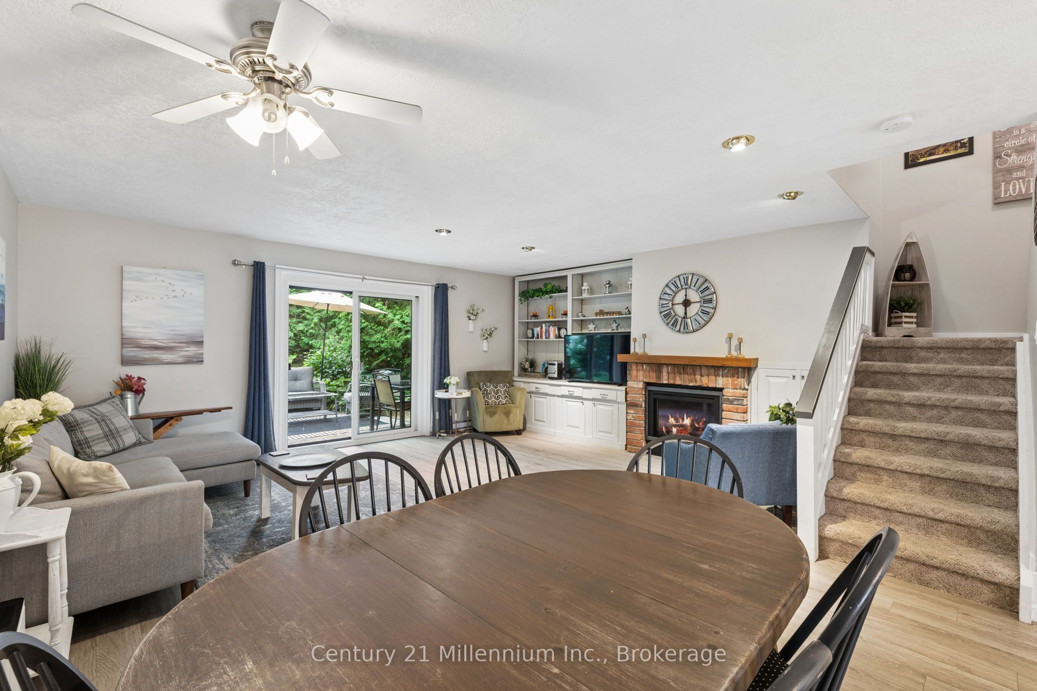 156 N Escarpment Crescent Property Photo 16